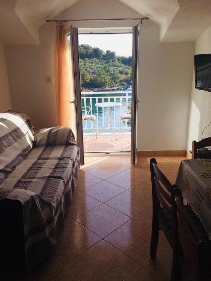 Apartmani Mima Necujam Bagian luar foto